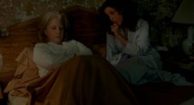Céline Lomez et Charlotte oisjoli dans Ca peut pas être l'hiver, on n'a même pas eu d'été de Louise Carré (image extraite de la bande annonce du film)