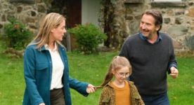 Image promotionnelle du film Tous toqués! (auparavant Le chef et la douanière) de Manon Briand (Québec-France, 2024)